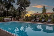 Vineyard Haven: Pool, Hot Tub & Wine Country Charm